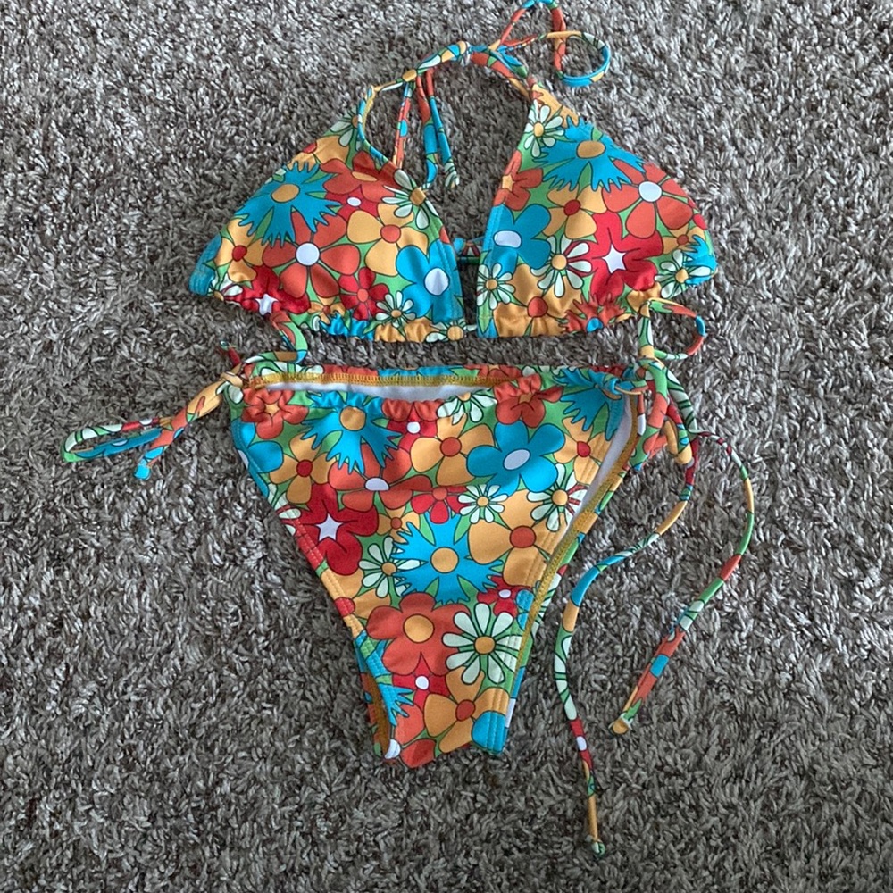 NEW Flower print Bikini